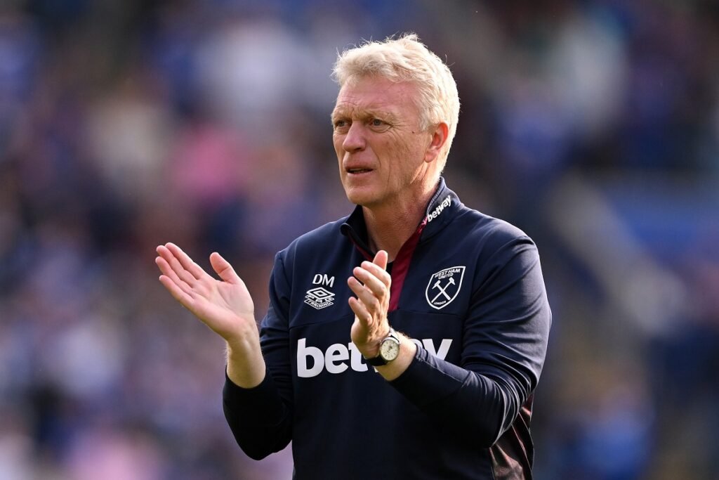 David Moyes clapping West Ham fans
